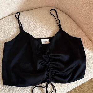 Aritzia Wilfred Black Ruched Crop Top